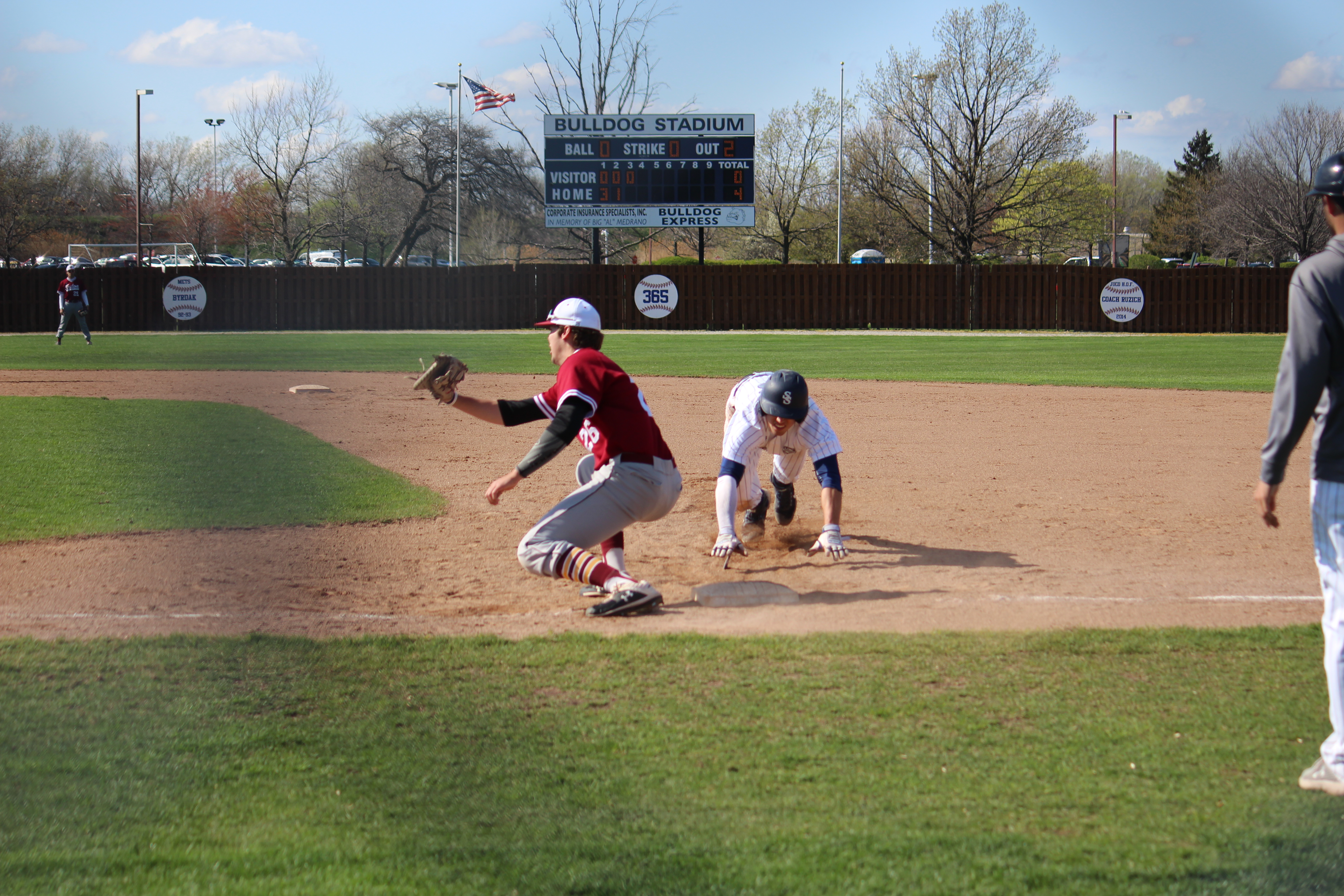 SSC Baserunner sliding