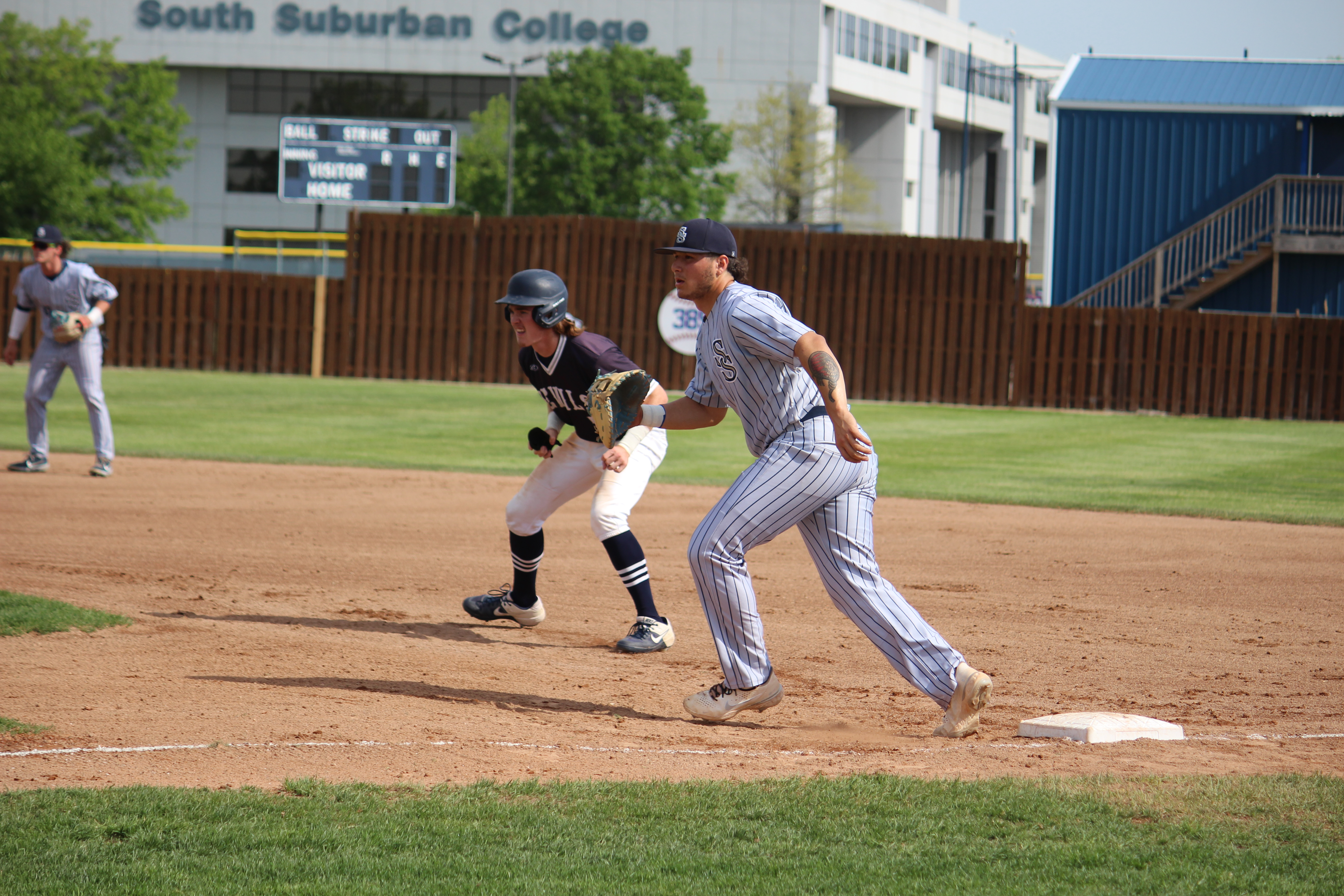 SSC and opponent on Base