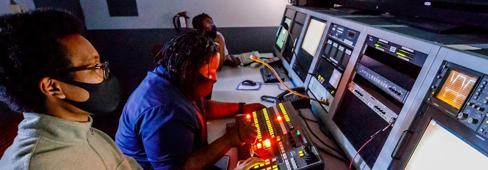 A photo ofVisual Communication students in the control room.