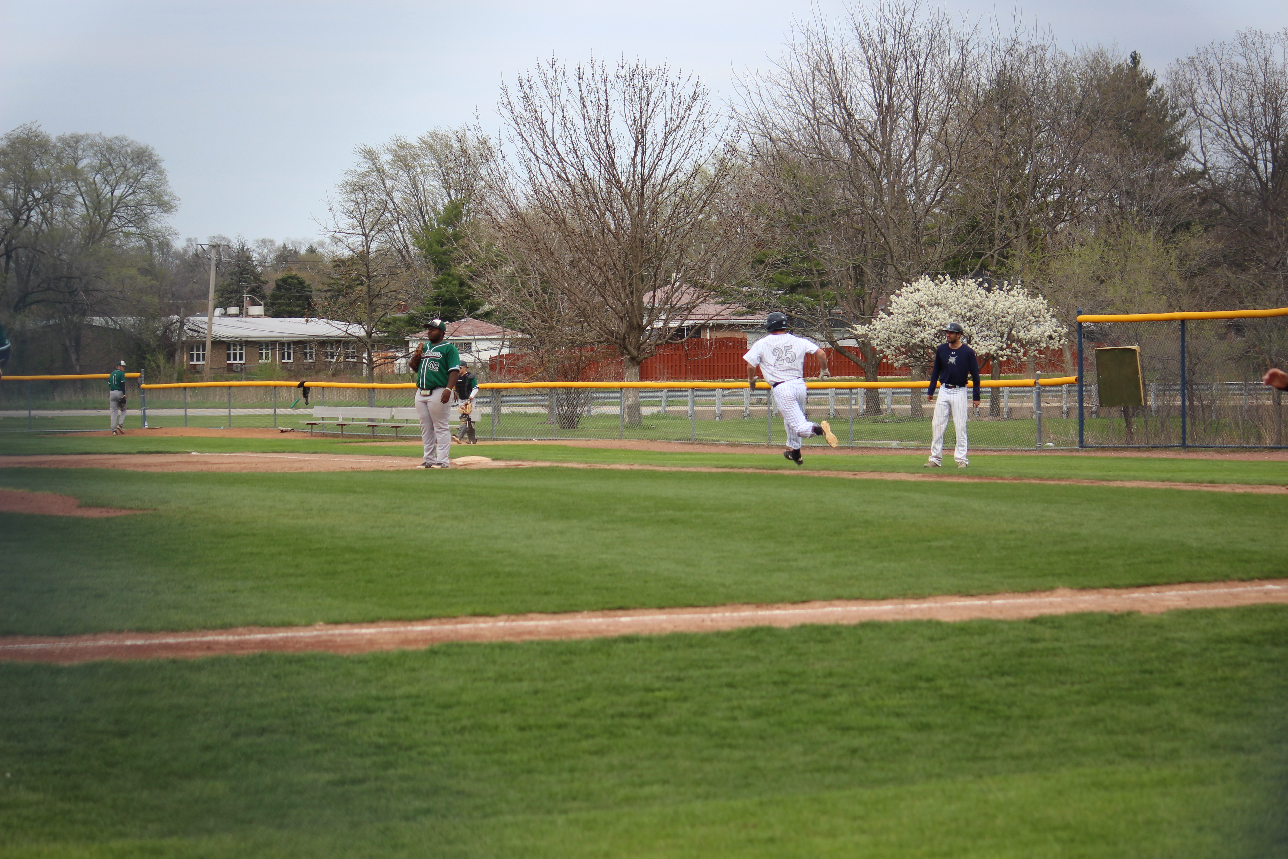 SSC player running hard