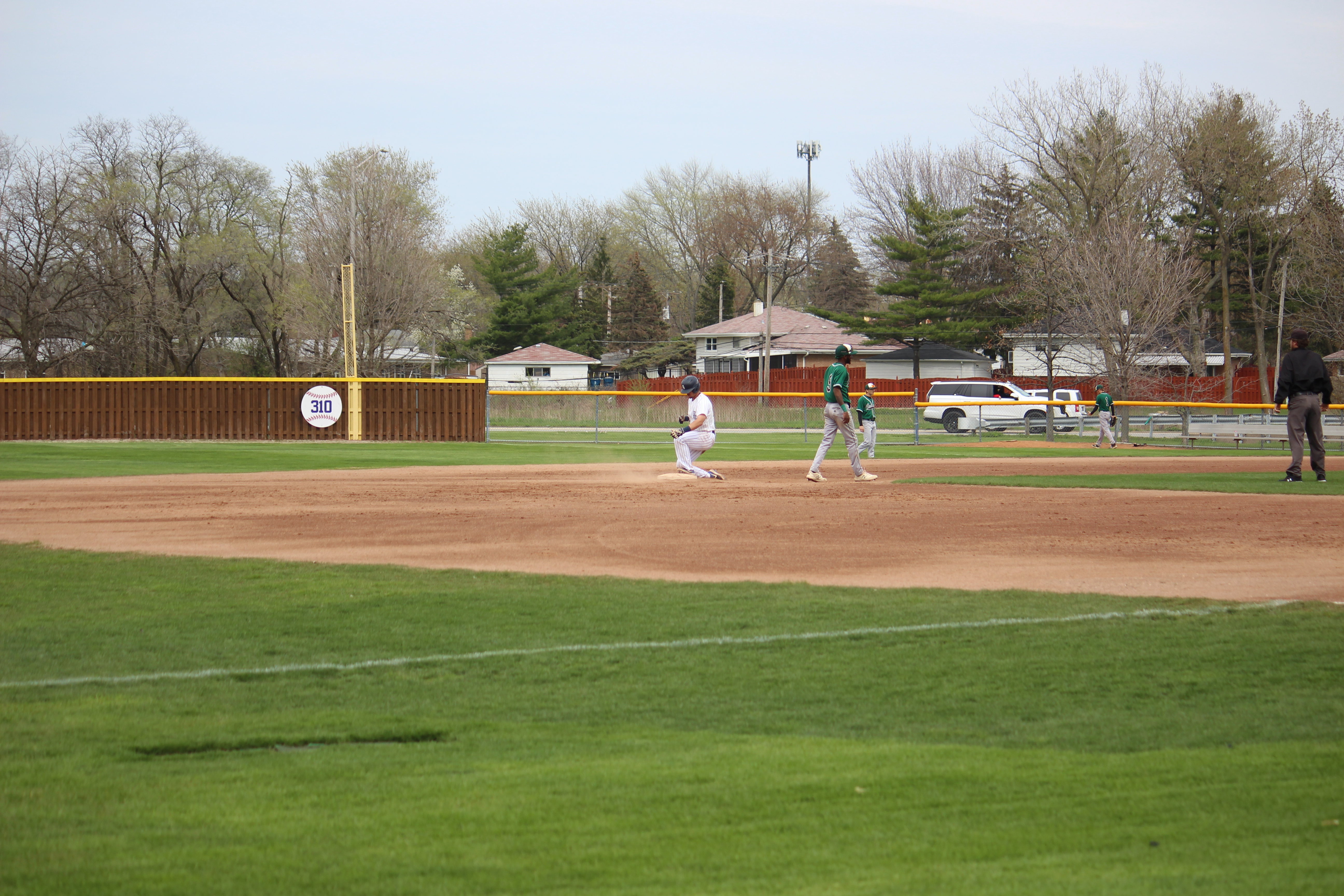 Player into 2nd Base