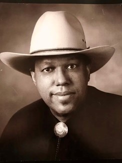 A photo of retired South Suburban College History Professor, Art T. Burton.