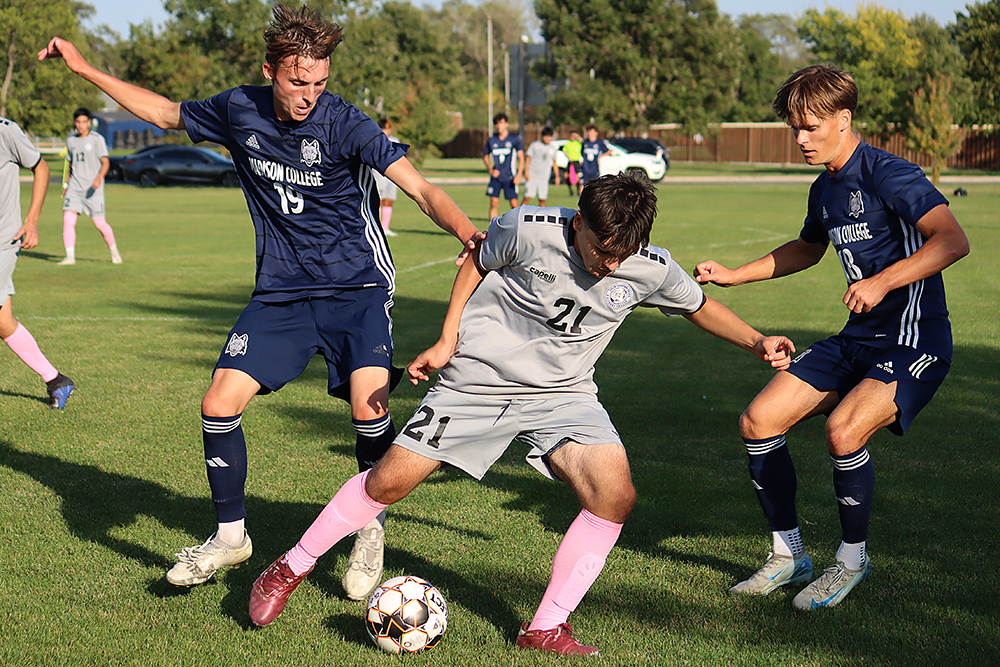 2024 Men's Soccer Action Shot