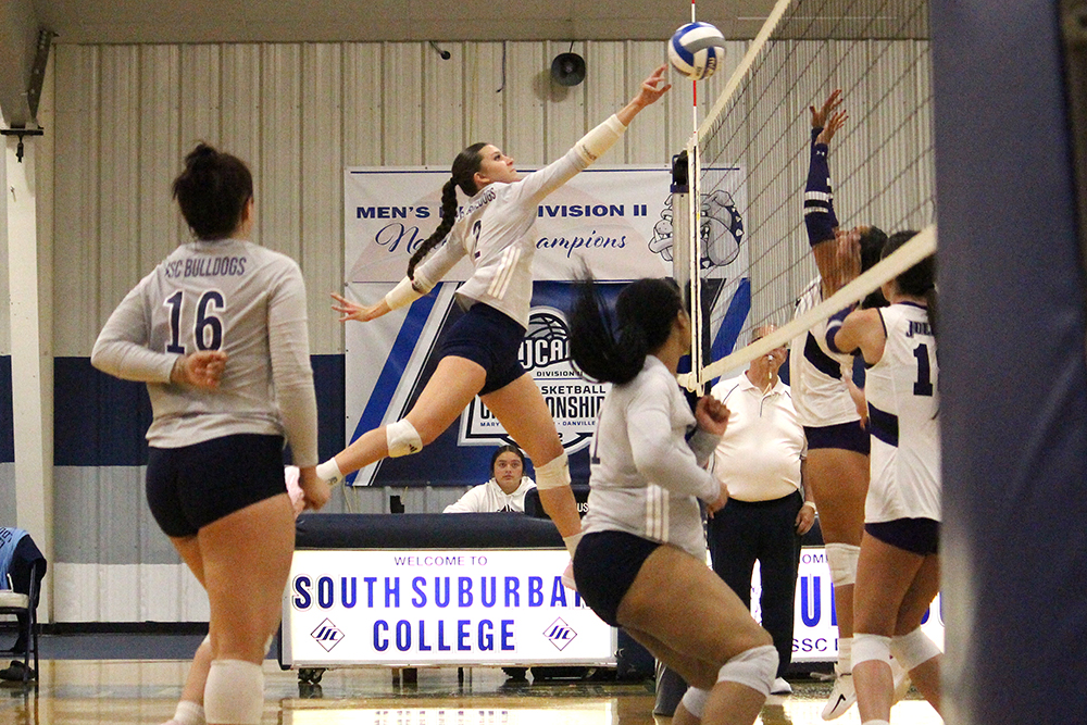 rotating-header-crop-lady-bulldogs-volleyball-match-vs-jjc-KCF-2025.09.03-8