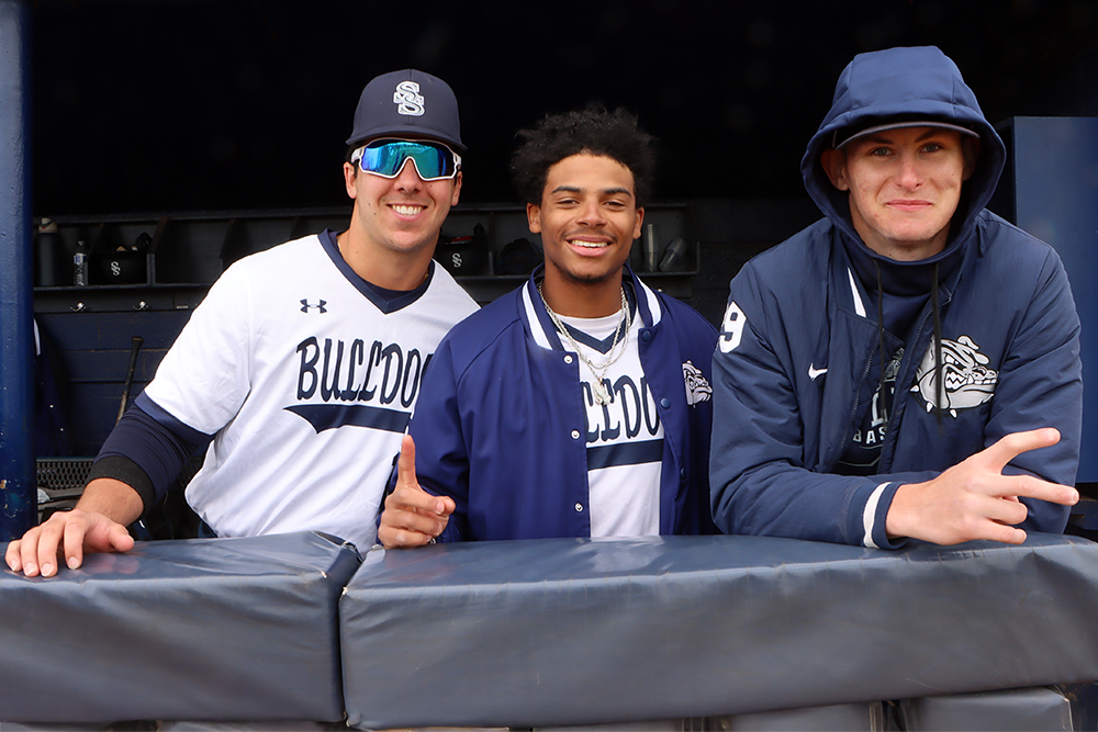 2026 Baseball Student-Athletes Pose for Photo